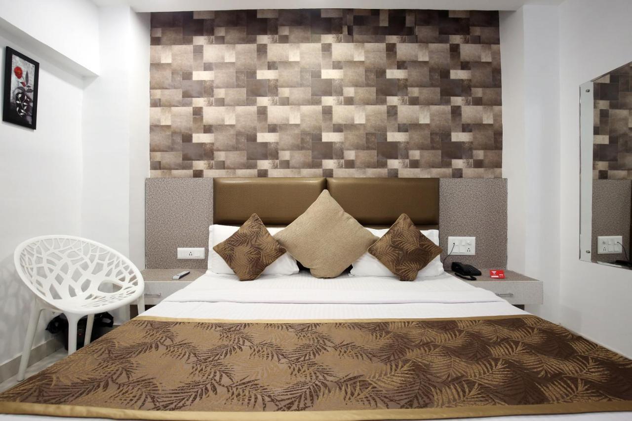 Oyo 9732 Amar Motel Nayagaon Kültér fotó